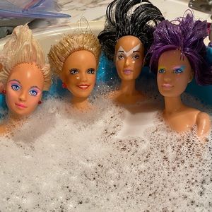 Jem & The Holograms Spa Day